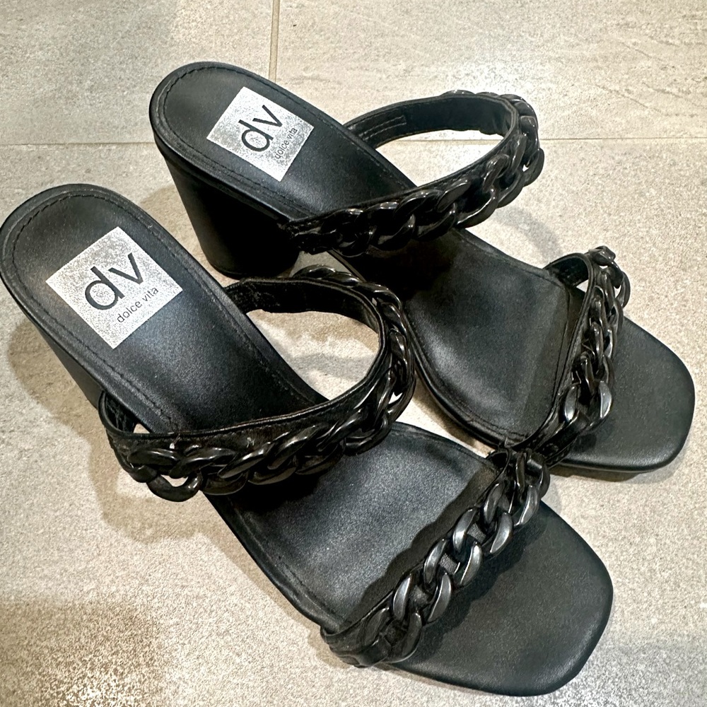 Dolce Vita Women’s Melodee Slide Sandal Block Heel Black Chain Straps 7.5 new
